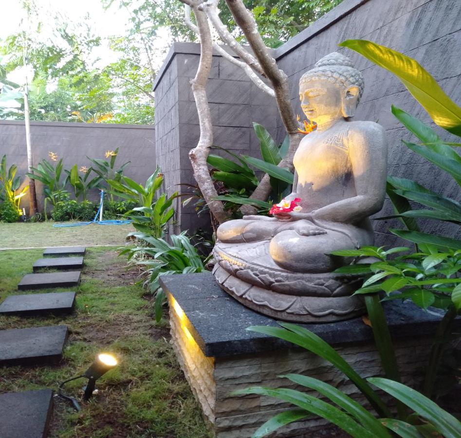 Villa Lumbung Amertha Sari 罗威那 外观 照片